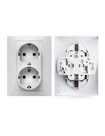 BASE  ENCHUFE  EMPOTRAR  DOBLE  TT  BLANCO  16  A  9125