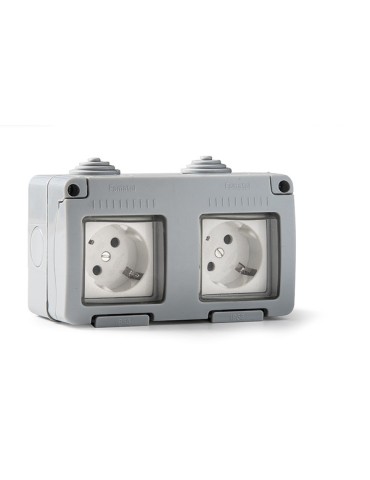 BASE  ENCHUFE  SUPERFICIE  DOBLE  IP55  ESTANCO  16  AMP  19071