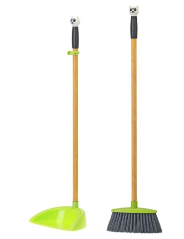 ESCOBA  C/PALO+RECOG  PANDA  KIDS  -  11030